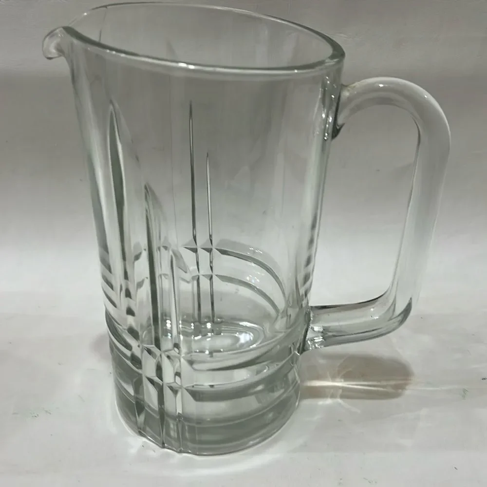 Pitcher Clear Heavy Cut Glass 2 Quarts Or 8 Cups 8 1/4 In Tall 5 In Round Spout